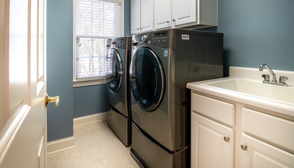 How to Clean a Front-Loading Washing Machine
